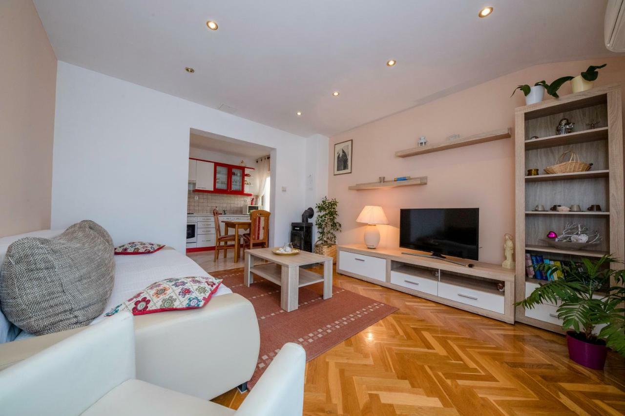 Apartmani Sanjin Tariba Супетарска-Драга Экстерьер фото